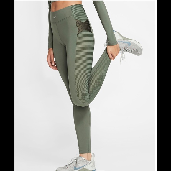 nike stretch leggings